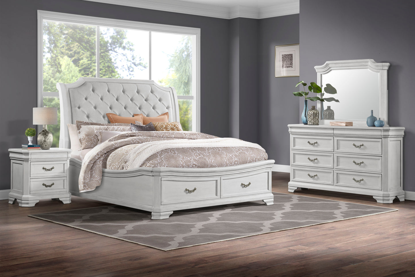 Lyndhurst - 6/6 Eastern KIng 4 Piece Bedroom Set (Bed, Dresser, Mirror, Nightstand) - White