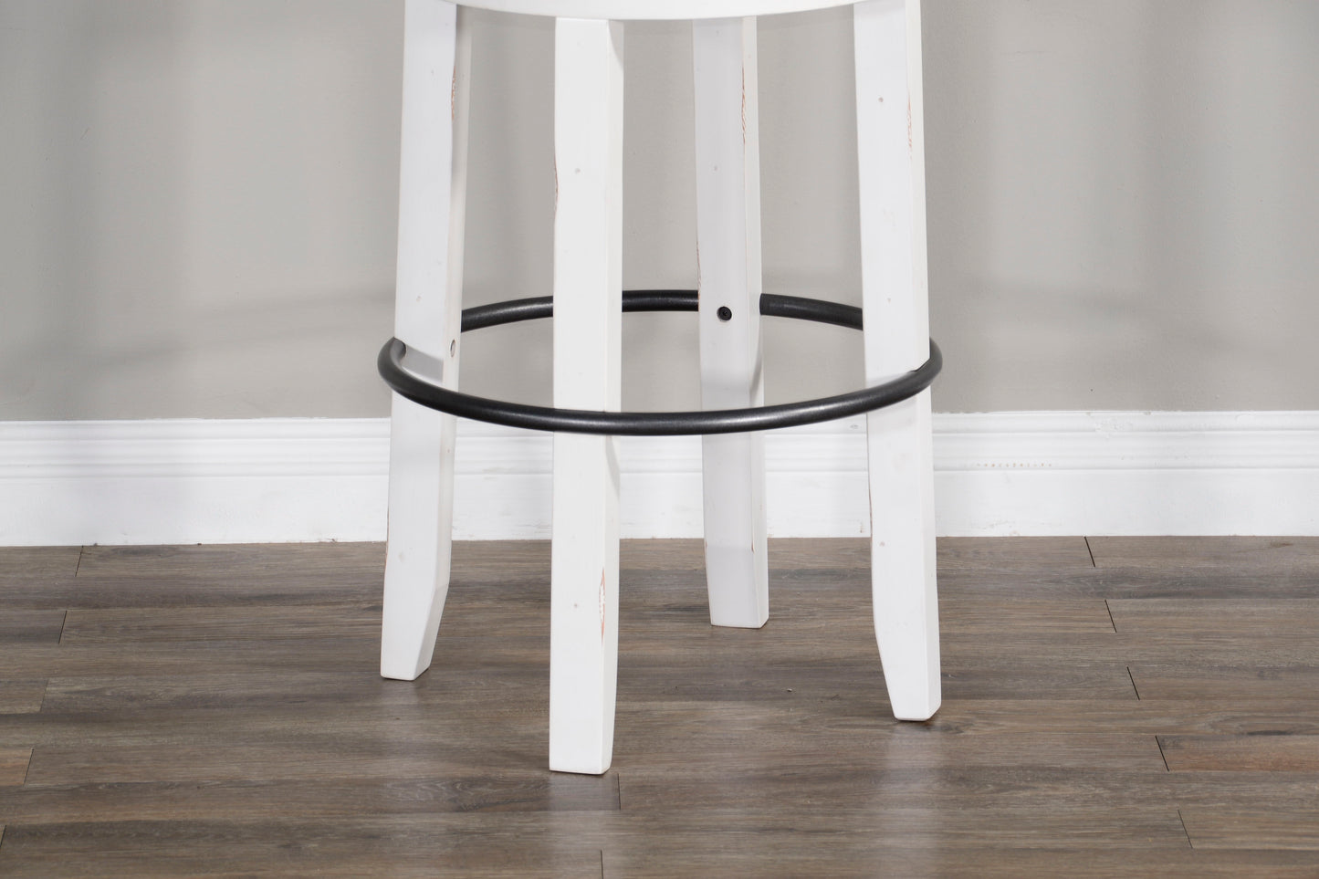 Carriage House - Barstool With Back & Swivel Cushion Seat