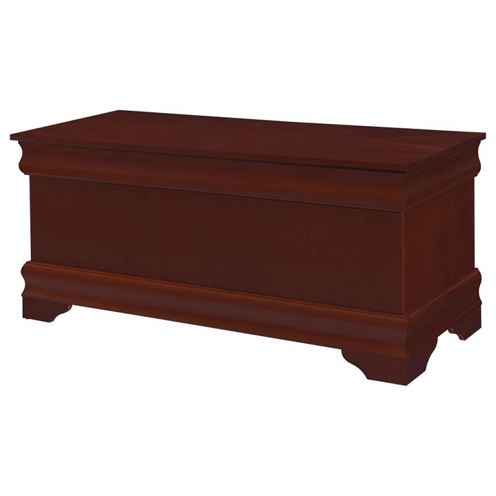 CEDAR CHEST